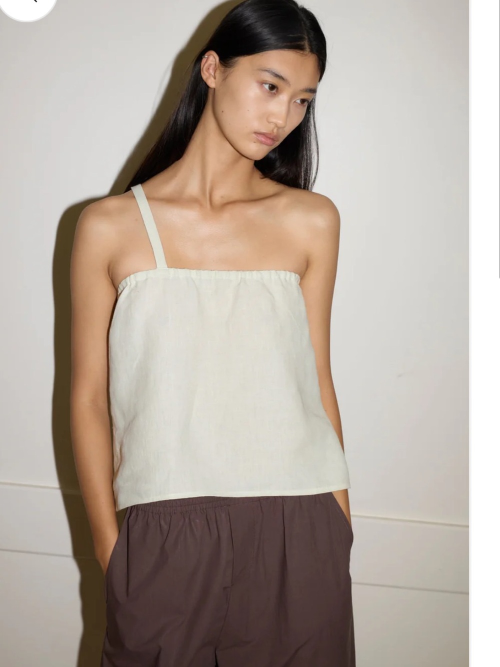 Button strap top